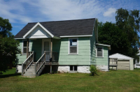 625 4th St, Oconto, WI 54153 