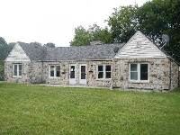 5525-27 N Bethmaur, Glendale, WI 53209 