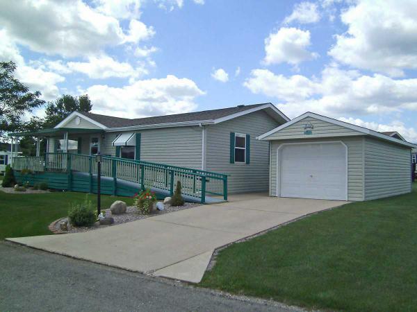 623 Park Ridge Road, Waterford, WI 53185 