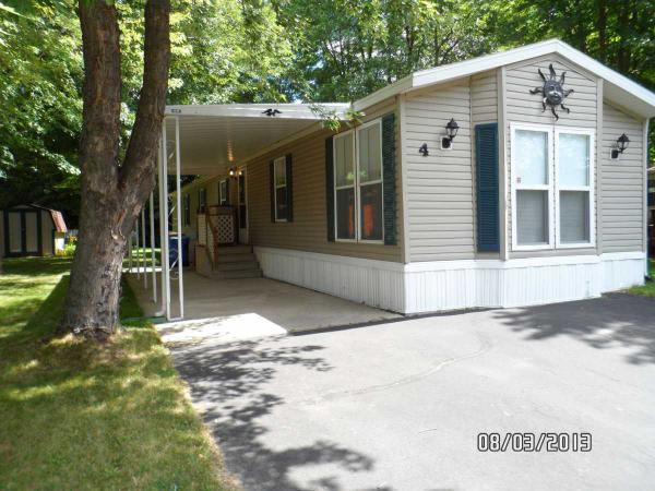 4 Dakota Grove, Menasha, WI 54952 