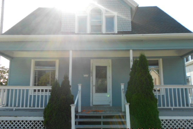 1652 Thurston Ave, Racine, WI 53405 