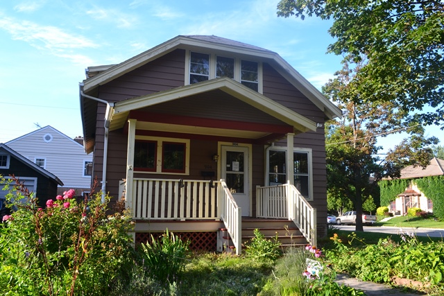 904 Bell Ave, Sheboygan, WI 53083 