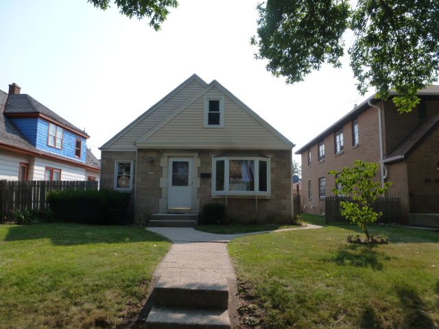 3750 N 53rd Street, Milwaukee, WI 53216 