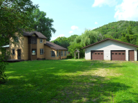 W396 Bluff Siding R, Fountain City, WI 54629 