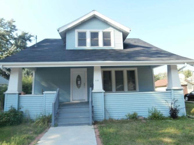 518 W Spring St, Appleton, WI 54911 