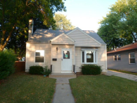 2154 S 96th St, West Allis, WI 53227 