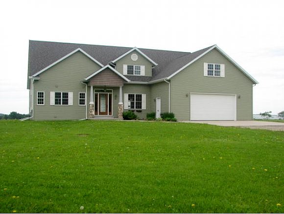 Meadow, Manawa, WI 54949 