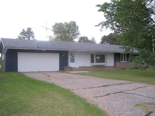 Walnut, Manawa, WI 54949 