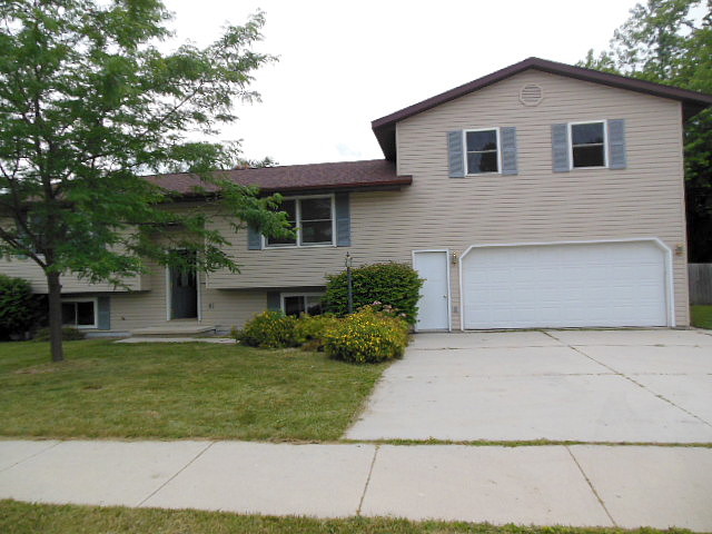 Virginia Avenu, New Holstein, WI 53061 