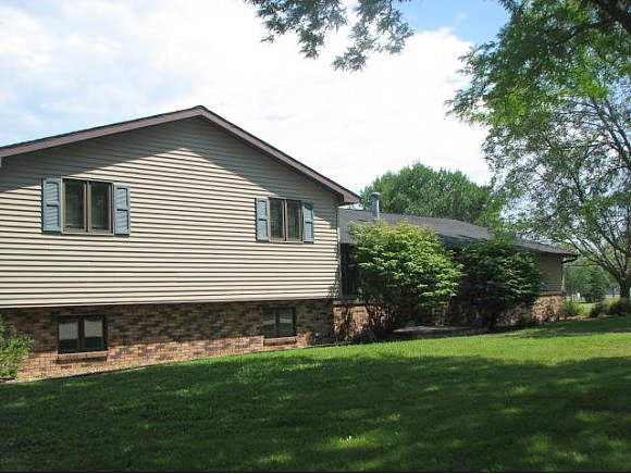 Mariah, Appleton, WI 54911 