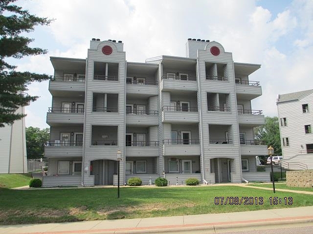 E Hiawatha Dr # 110, Lake Delton, WI 53940 