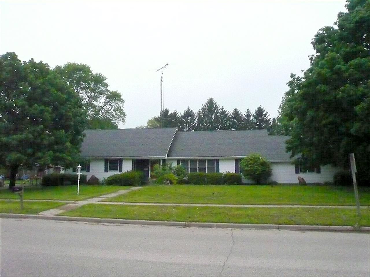 Columbus, Randolph, WI 53956 