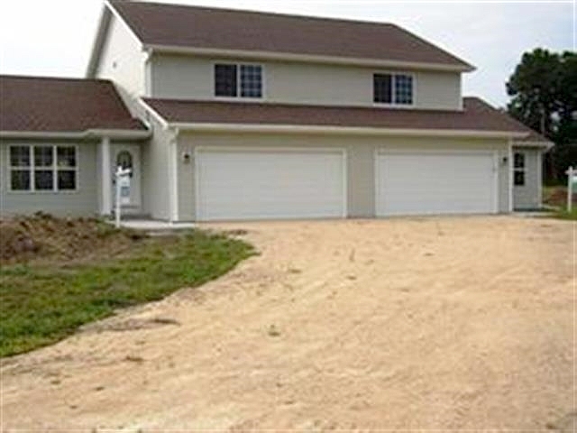Circle View Ct, Clyman, WI 53016 