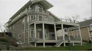 N52W34313 Gietzen Rd, Oconomowoc, WI 34313 