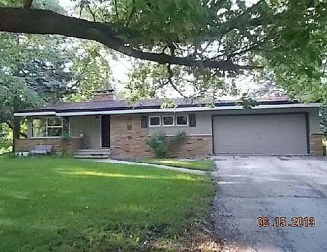 27Th St, Kenosha, WI 53143 