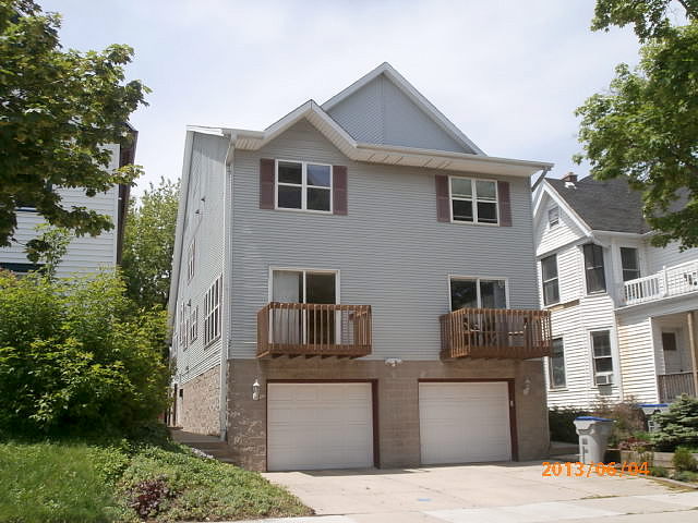 N Cramer St, Milwaukee, WI 53211 