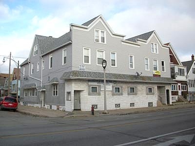 W Lincoln Ave, Milwaukee, WI 53215 