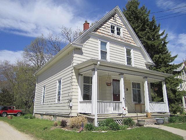 Washington Ave, Cedarburg, WI 53012 