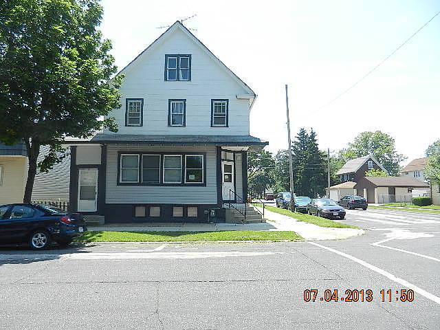 Munkwitz, Cudahy, WI 53110 