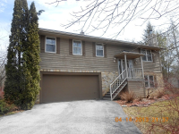 Circle, Mequon, WI 53092 