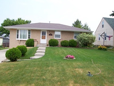 Forest Hill Ave, South Milwaukee, WI 53172 