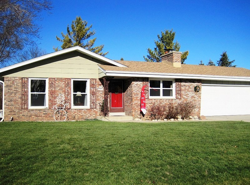 Fennimore, Muskego, WI 53150 