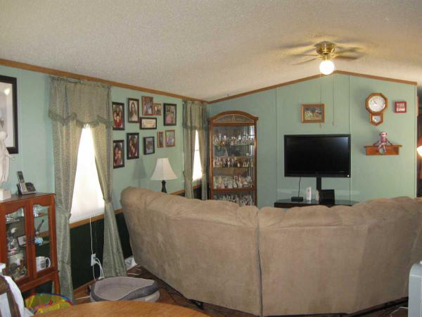 855 E Lake St #18, Lake Mills, WI 53551 