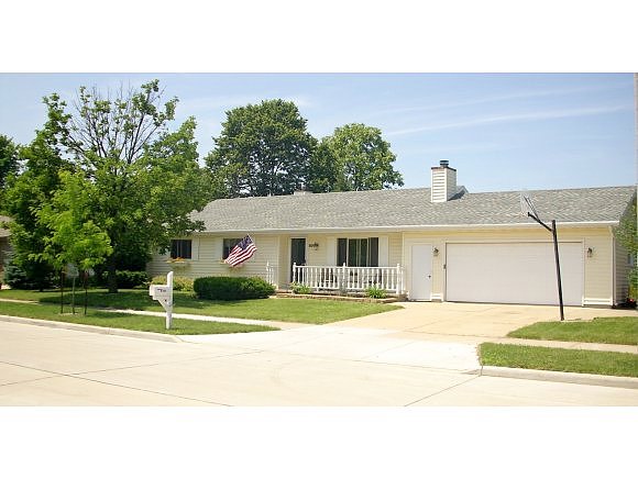 Daybreak, Appleton, WI 54915 