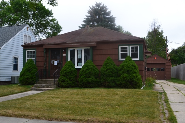 1335 School Ave, Sheboygan, WI 53083 