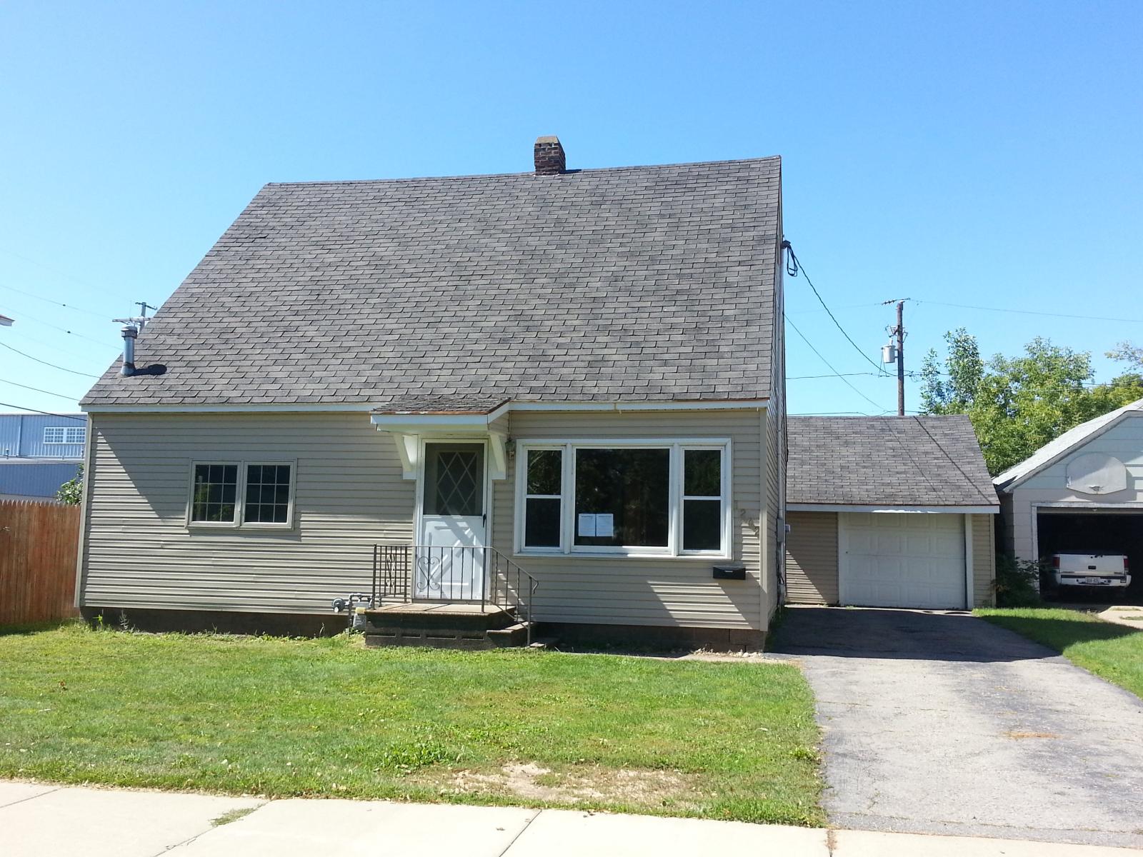 1242 S 9th Ave, Wausau, WI 54401 