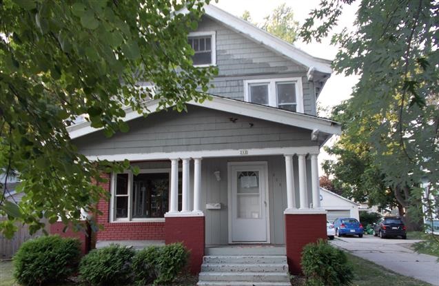 212 Baldwin Avenue, Oshkosh, WI 54901 