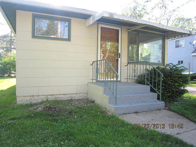 N 1363 Thistle Dr, Genoa City, WI 53128 