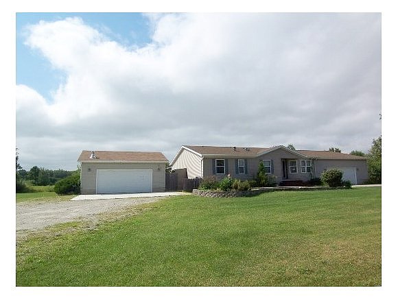 Roosevelt, Marinette, WI 54143 