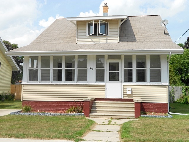 29Th, Two Rivers, WI 54241 