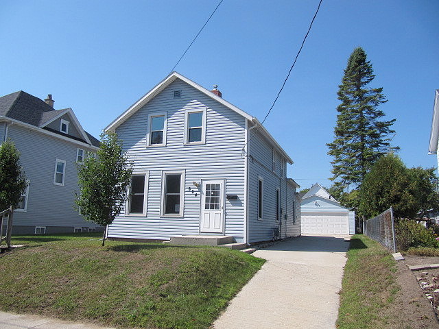 N 9Th # St, Manitowoc, WI 54220 