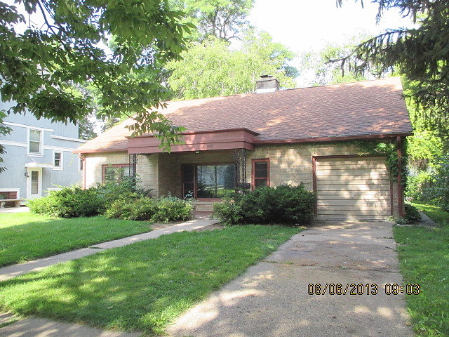 8Th, Watertown, WI 53094 