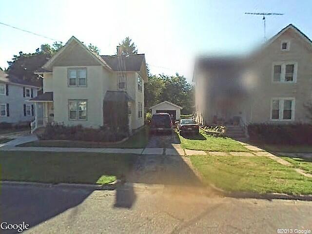 S Water St, Columbus, WI 53925 