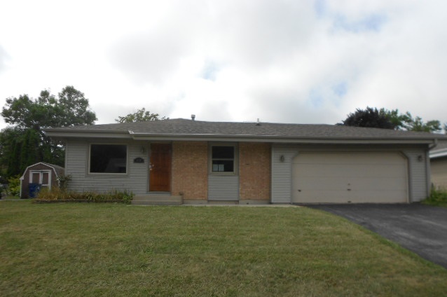 3530 Monarch Dr, Racine, WI 53406 