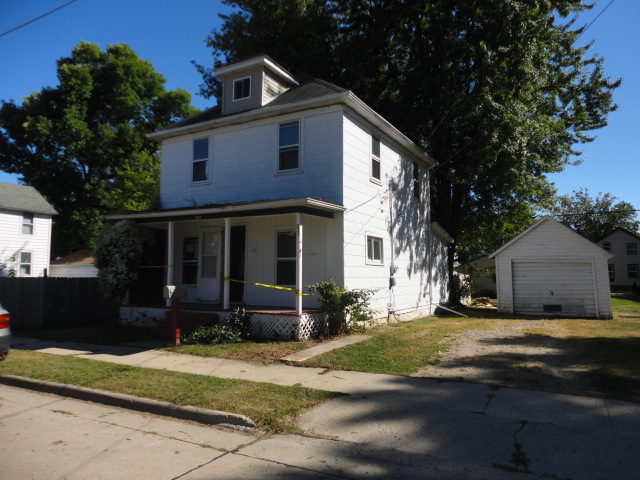 153 Vermont St, Beaver Dam, WI 53916 