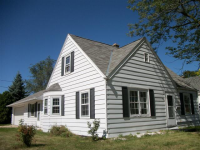 1502 Monroe St, West Bend, WI 53090 