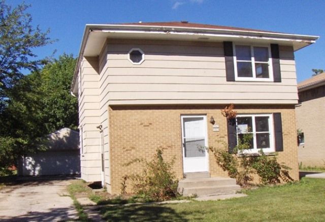 5943-5945 N 63rd St, Milwaukee, WI 53218 