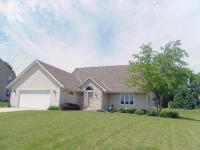 N73W22582 Edgewood Ave, Sussex, WI 22582 