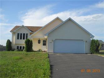 1465 Lokhorst St, Baldwin, WI 54002 