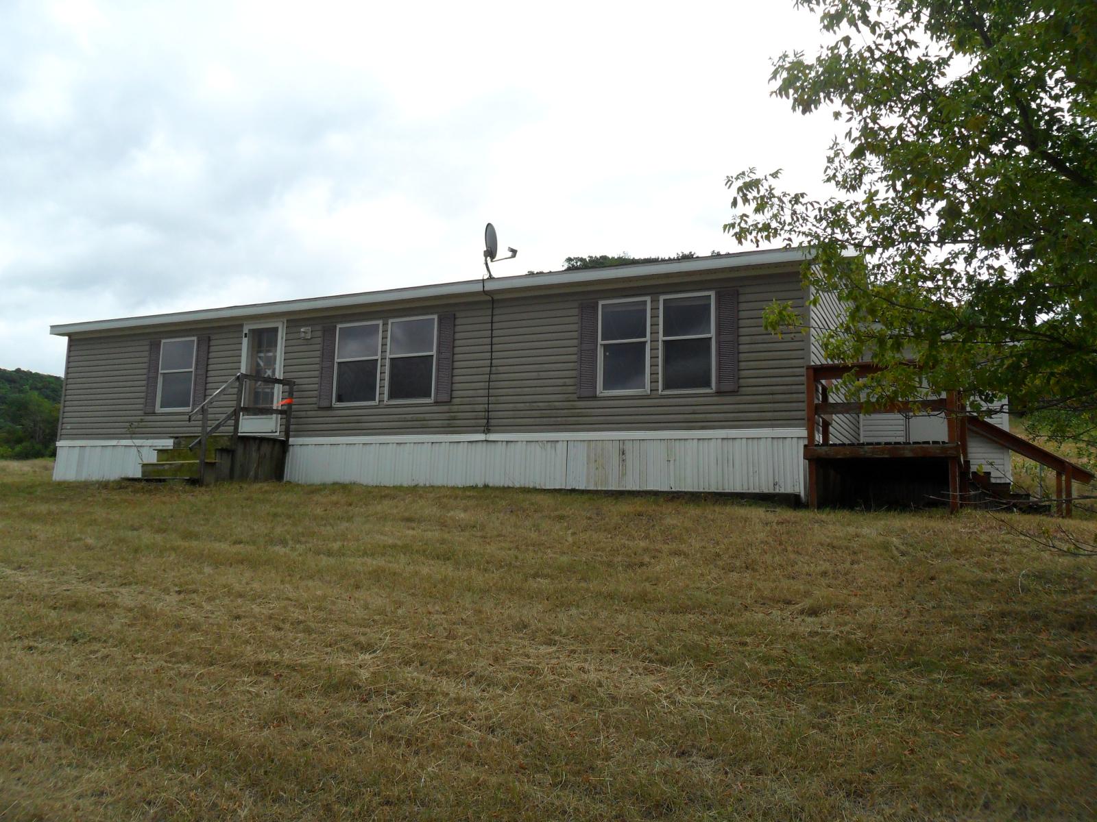 S 1320 County Rd Nn, Alma, WI 54610 