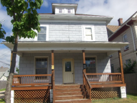 708 Dekoven Ave, Racine, WI 53403 