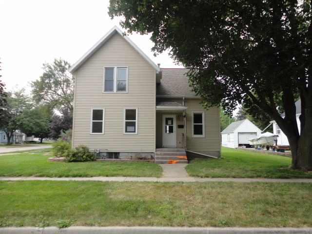 326 Bly St, Waupun, WI 53963 