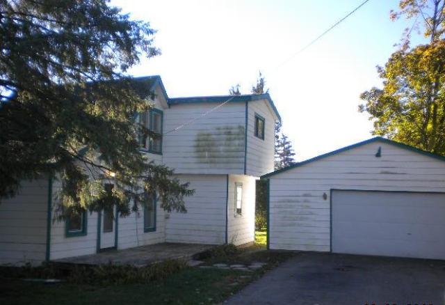 163 Fontana Ave, Fontana, WI 53125 