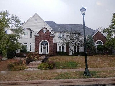 Chickadee, Grafton, WI 53024 