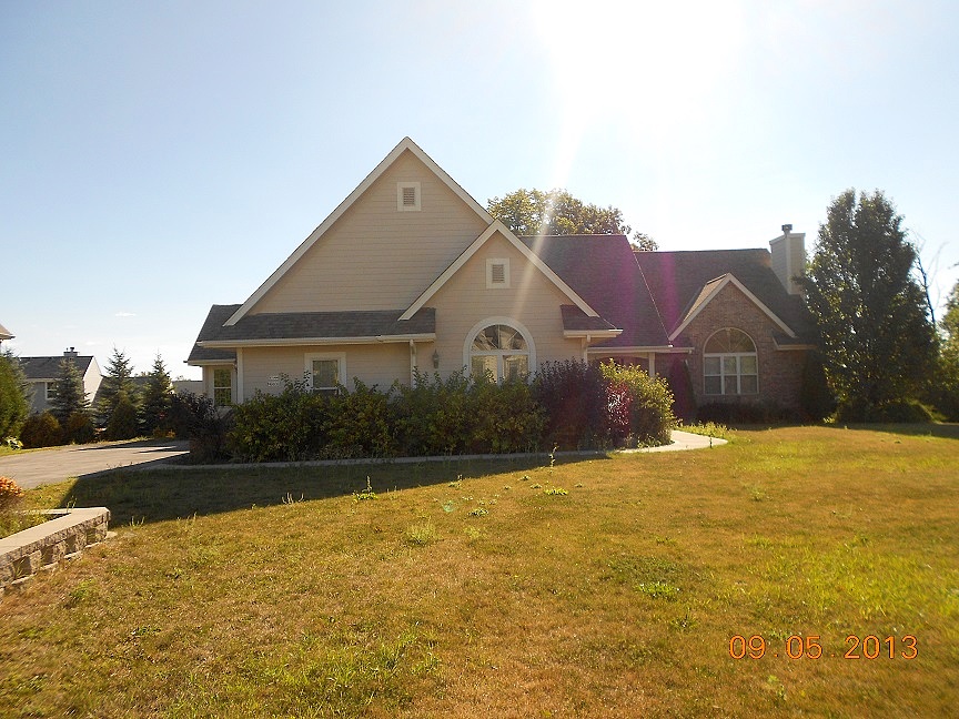 W144 N9830 Sun Valley Trail, Germantown, WI 53022 