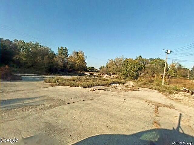 Savoy Ct, Pewaukee, WI 53072 